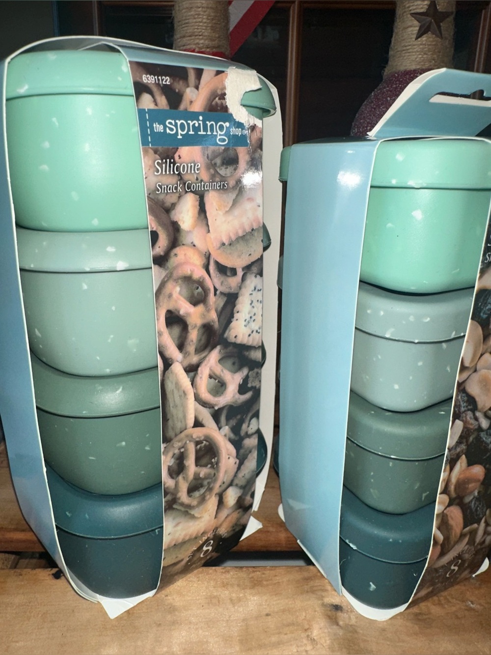 Silicone Snack Containers 6.7 Oz & 3.5 Oz - Mint & Teal Stackable Set ~ New - Picture 4 of 9